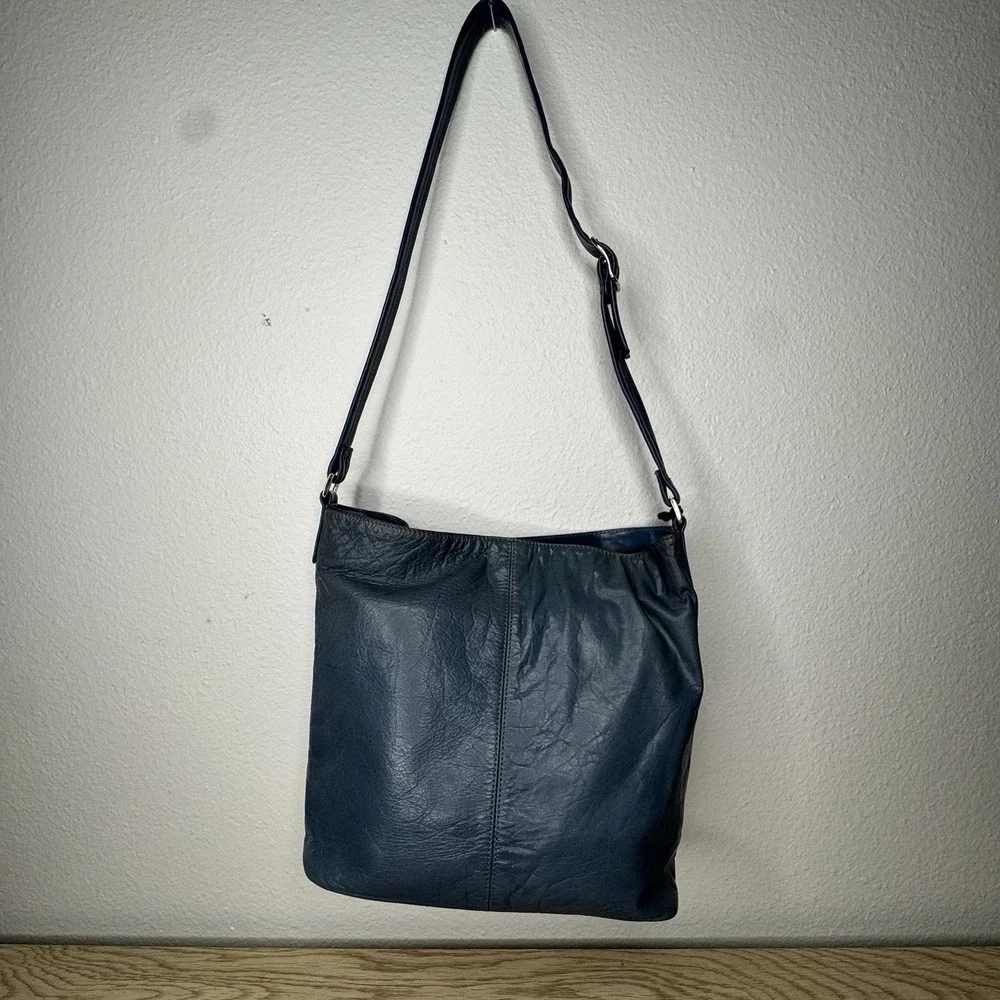 Liz Claiborne Blue Leather Bucket‎ Bag Shoulder Bag Vintage 90s Y2K Purse